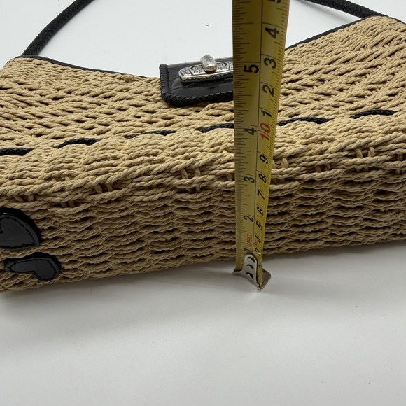 Brighton Straw Leather Woven Shoulder Bag Tan Vintage Faux Croc Heart Charm - Picture 3 of 6